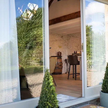 1 Bed In Richmond 88588 *