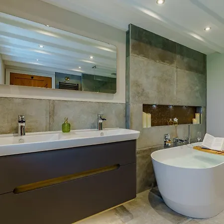 1 Bed In Richmond Oc-88588 Easby